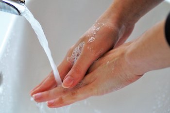 Handen wassen Lentemaheerd